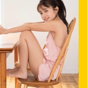 YJ PHOTO BOOK 逢田梨香子写真集《欢迎回来》