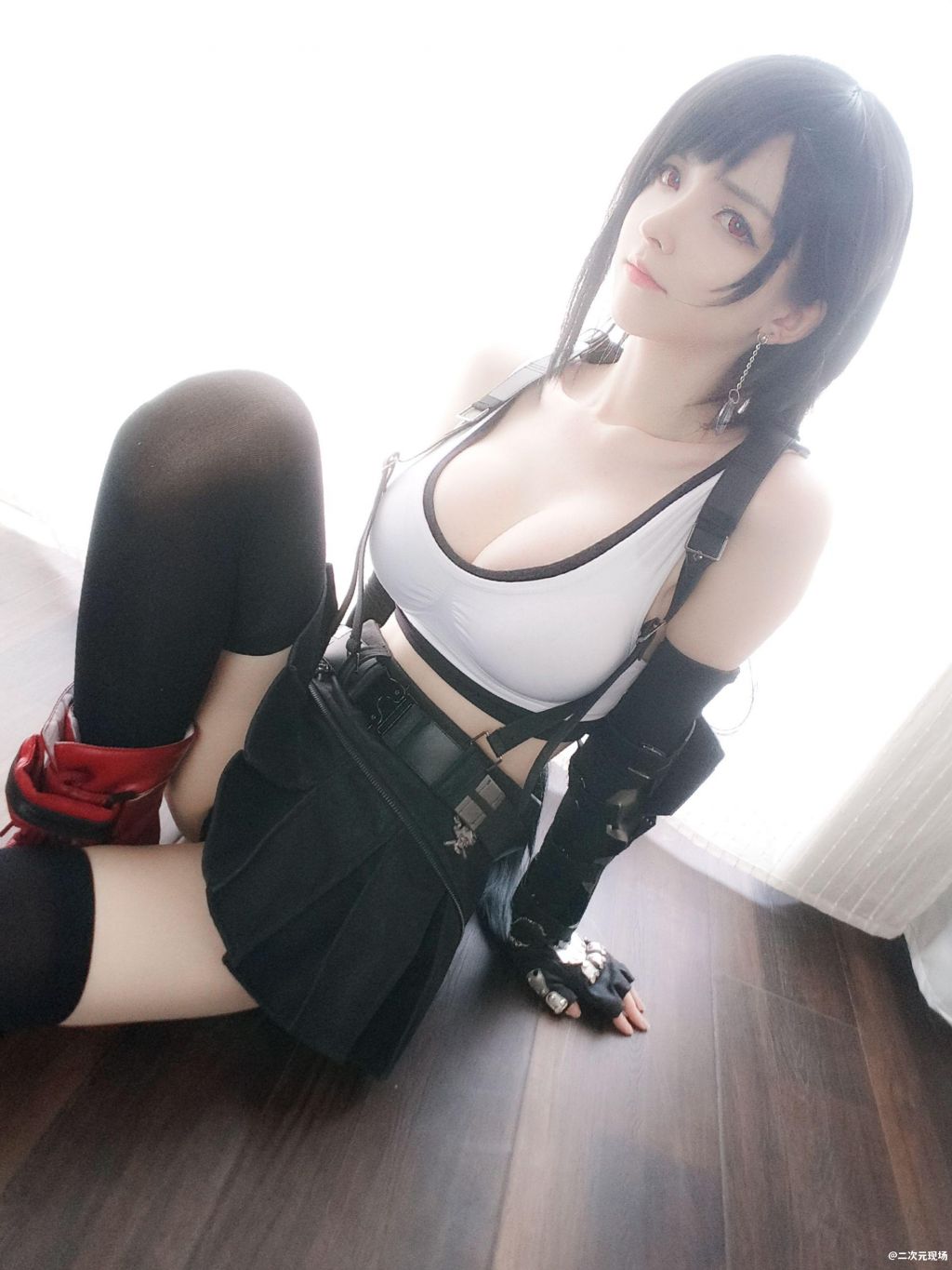 红拳美乳-一小央泽蒂法COSPLAY组图