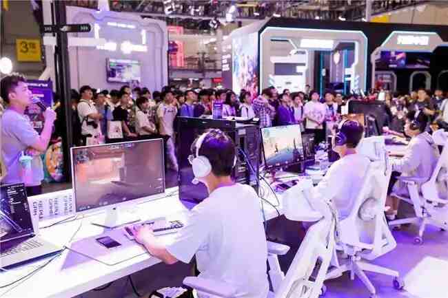 BW2025盛大开幕，ROG电竞显示器全员集合，高能表现惊艳全场！