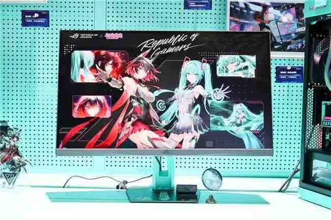 ROG 绝神 RO姬x初音未来版电竞显示器与双模新品BW2025首秀！
