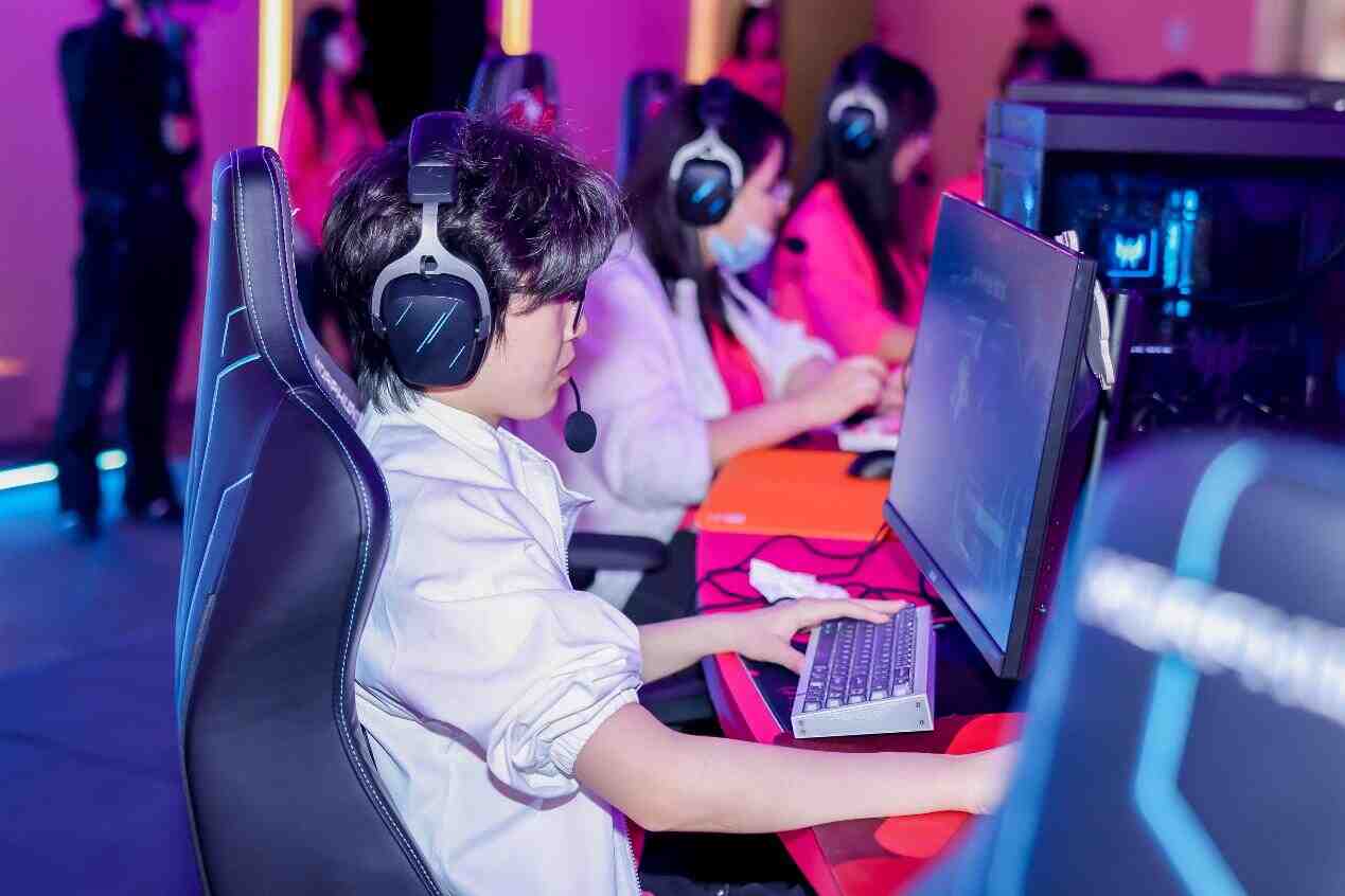 从PL Girls到无畏契约全国赛，掠夺者为打瓦女孩圆梦！